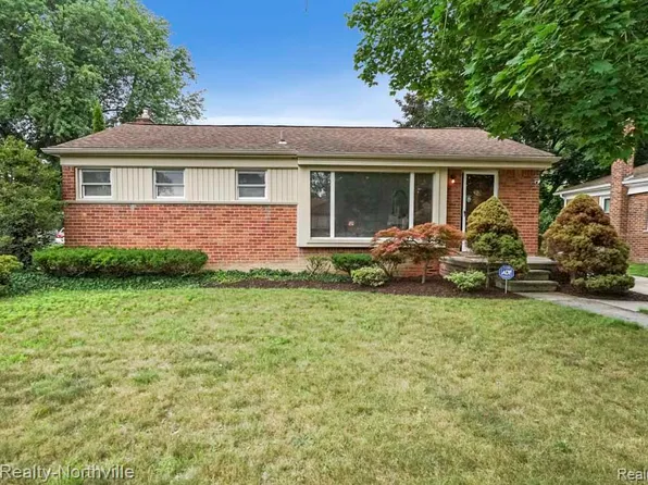 17628 Wakenden, Redford, MI 48240