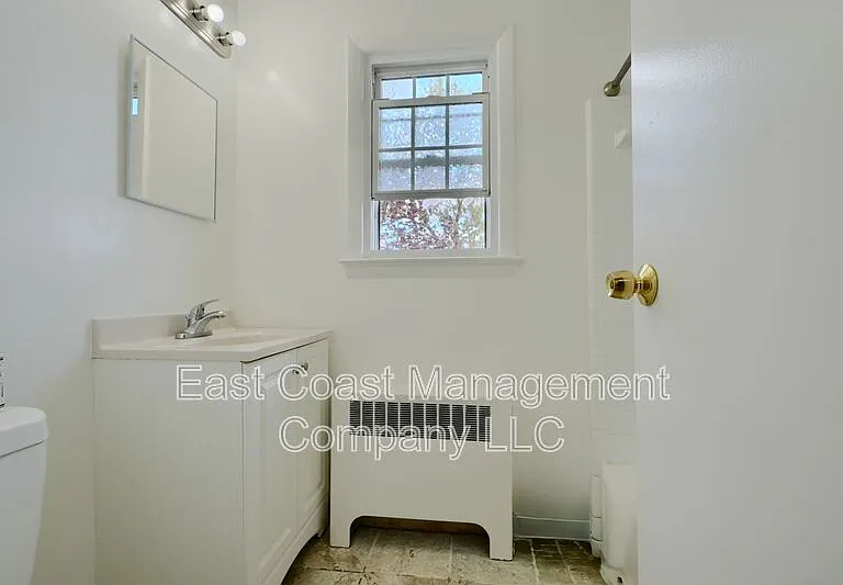 117 Talbott St — Photo 17