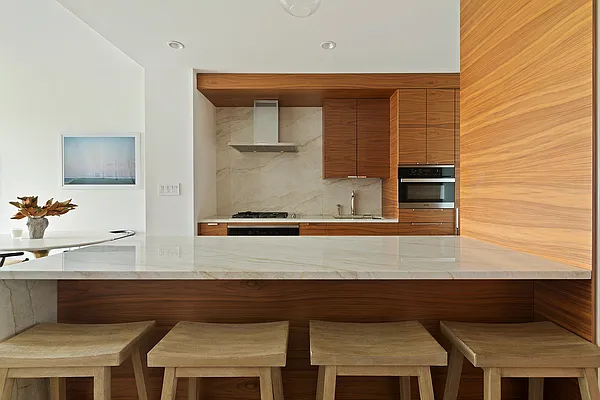 Sold by Corcoran | media 21