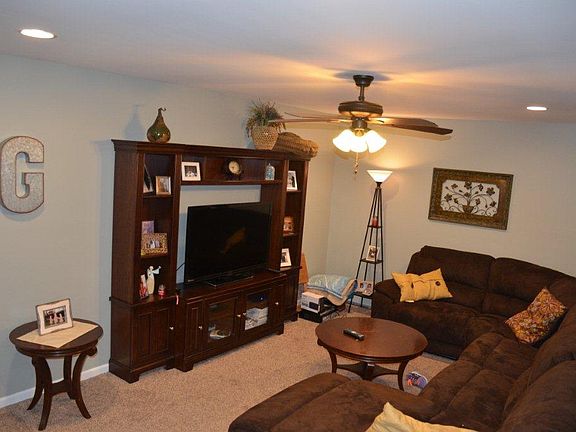 3rd image of 603 Melissa Dr