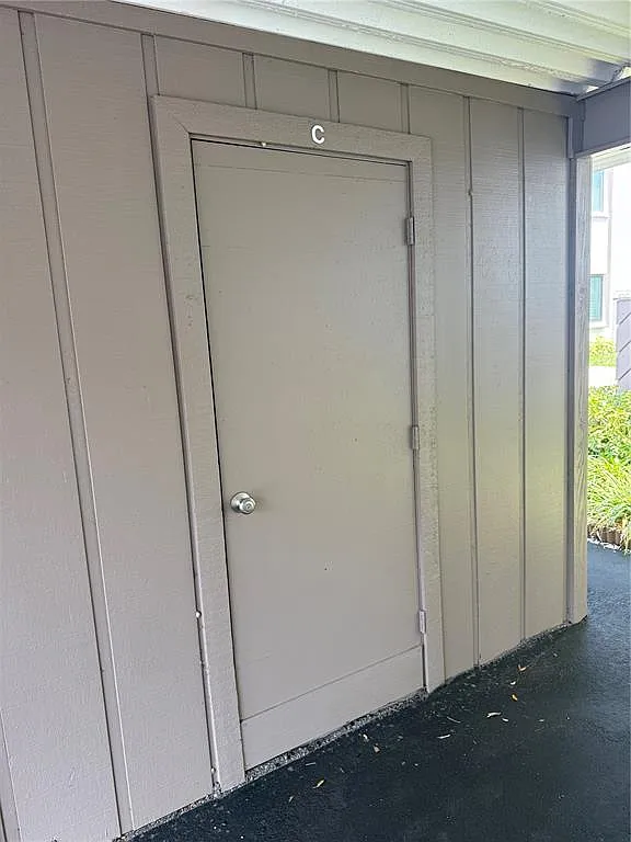 2 bed, 2.0 bath, 1060 sqft, $2,200 — Photo 3