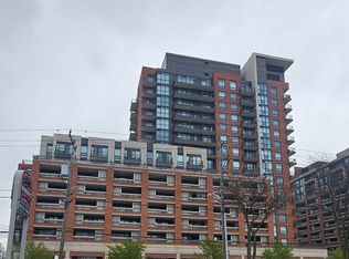 3091 Dufferin St #425, Toronto, ON M6A 0C4