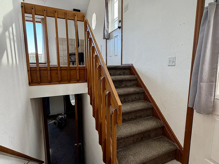 73 Sunlight Ln — Photo 11