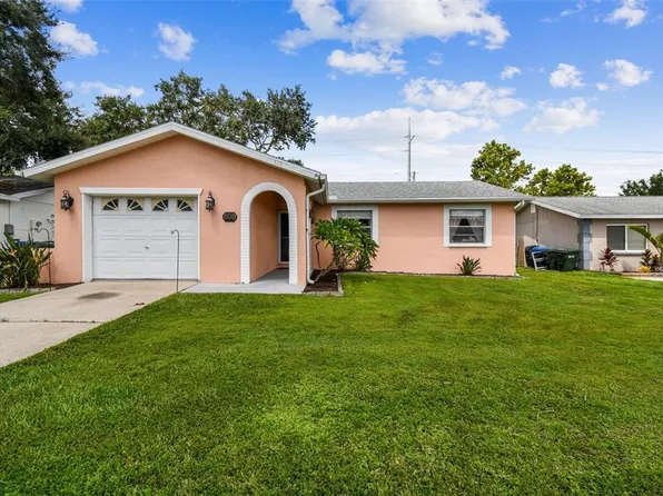 608 5th Ave SE, Largo, FL 33771