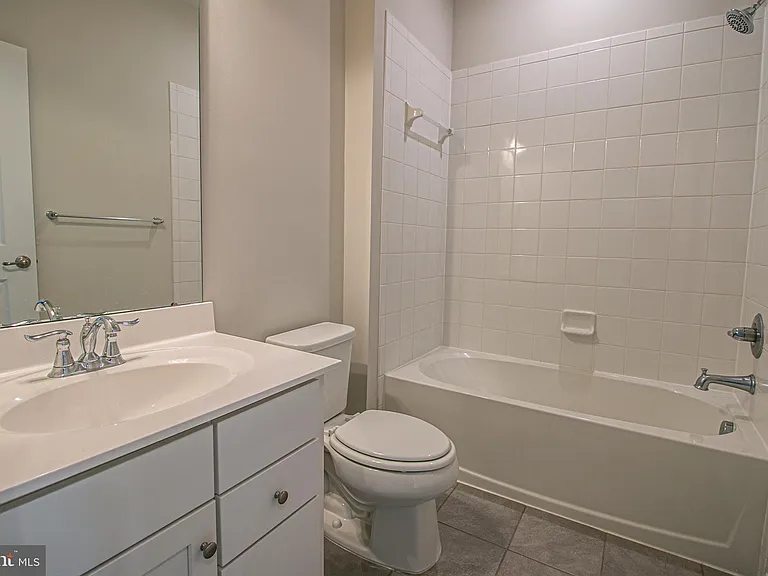 308 Blue Welsh St — Photo 19