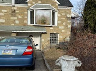 9048 Cloverly Rd, Philadelphia, PA 19136