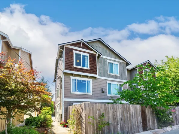12049 33rd Avenue NE #A, Seattle, WA 98125