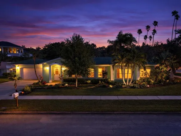 55 Valencia Dr, Dunedin, FL 34698