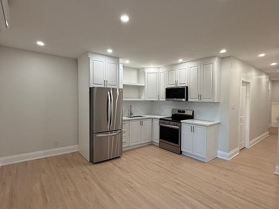2nd image of 380 Clinton St