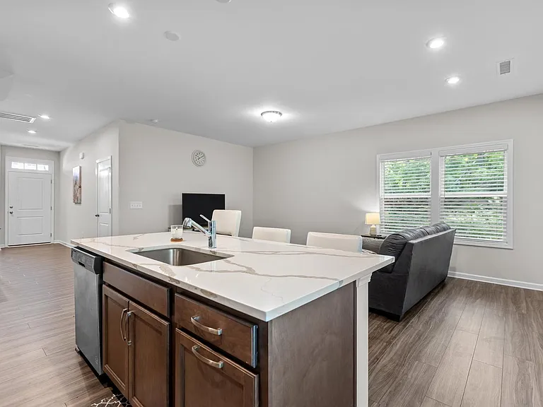 812 Star Ridge Dr — Photo 25