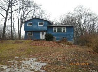 91 Tarbell Rd, Bloomingburg, NY 12721