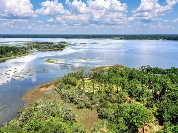 6258 Josie Ridge Rd, Wadmalaw Island, SC 29487