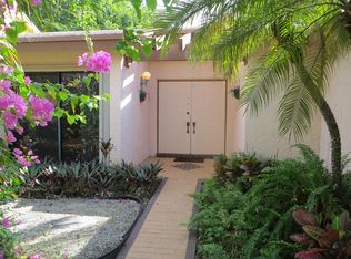 13548 SW 108 Street Cir, Miami, FL 33186