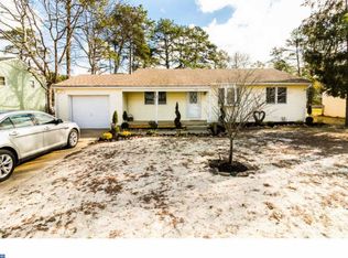 132 Fenimore Dr, Williamstown, NJ 08094