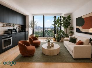 329 Broadway #1006, Brooklyn, NY 11211