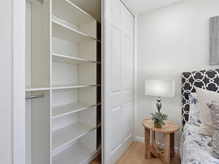 46718 Bradley St — Photo 13