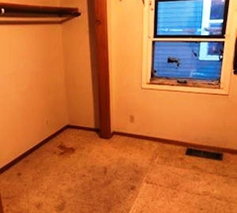 4th image of 111 S Lyndale Ave