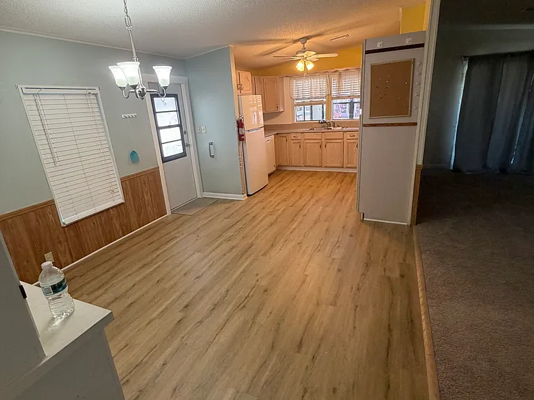 629 Marlin Cir — Photo 14
