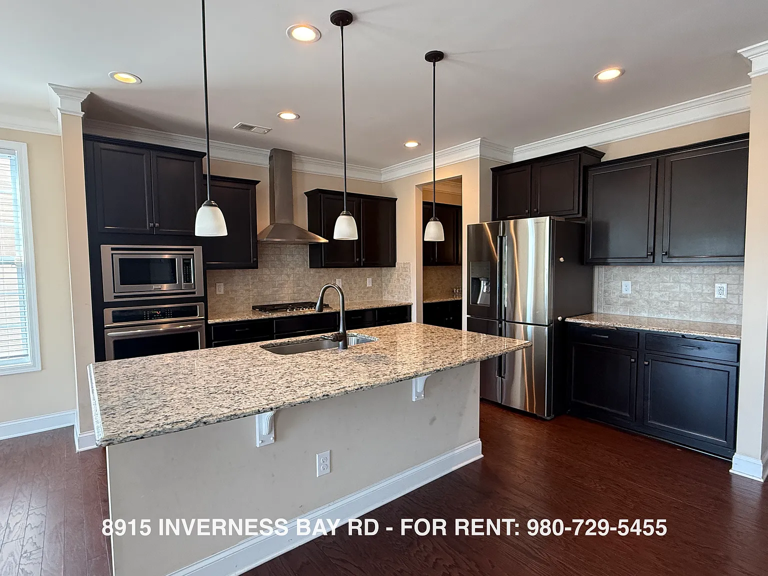 4 bed, 3196 sqft, $3,095 — Photo 2