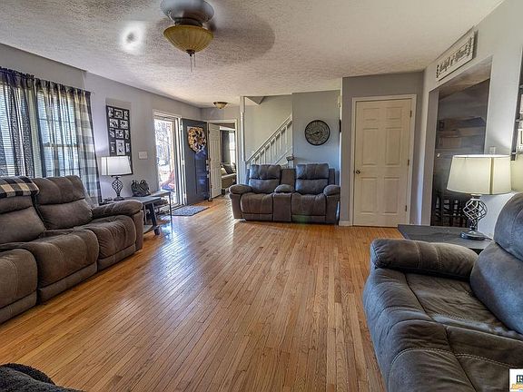 2nd image of 160 Rundstrom Way