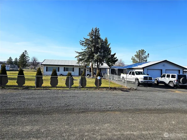 92 Adrian Avenue NW, Soap Lake, WA 98851