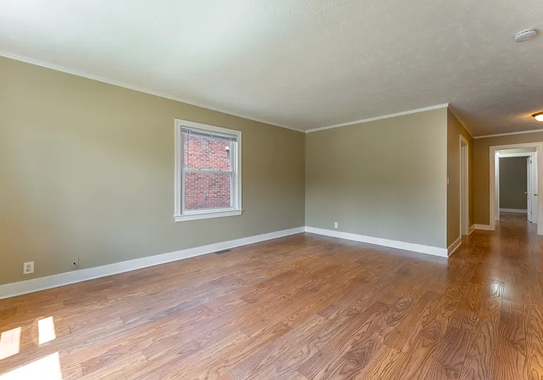 2315 Auburn St #2E — Photo 11