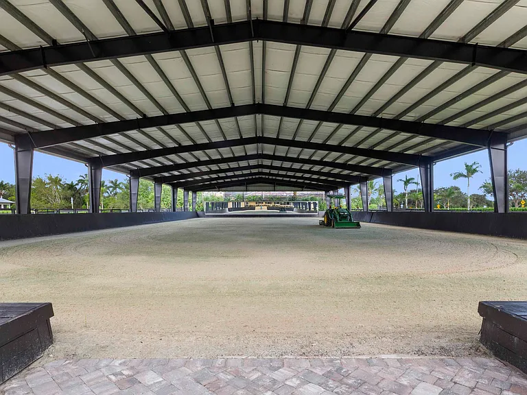 4985 Stables Way — Photo 1