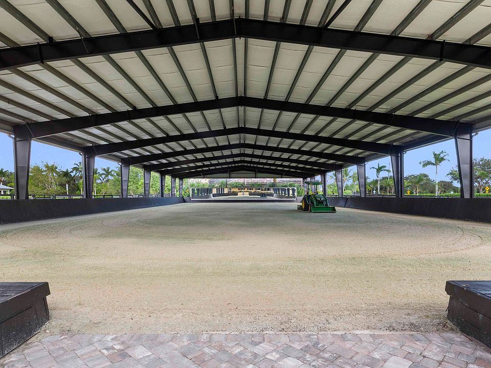 1st image of 4985 Stables Way