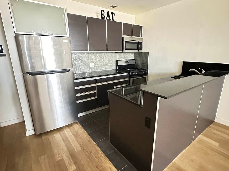 1st image of 14320 Hoover Ave APT 101