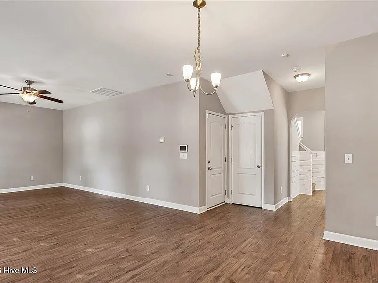 3015 Dana Ln — Photo 31
