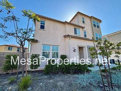 1702 Almond Tree Pl Photo 1