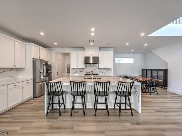 3200 Waterstone Ave, Henderson, NV 89044