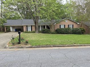 5836 Canterbury Dr, Columbus, GA 31909