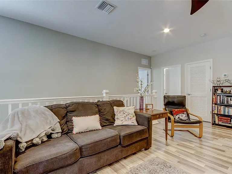 426 Birdsong Ln — Photo 22