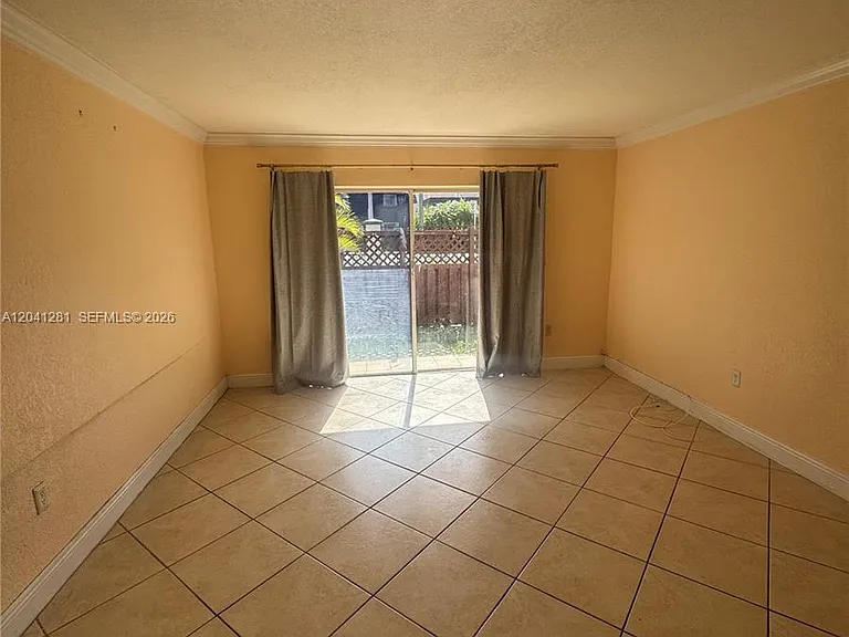 8601 SW 94th St #103W — Photo 2