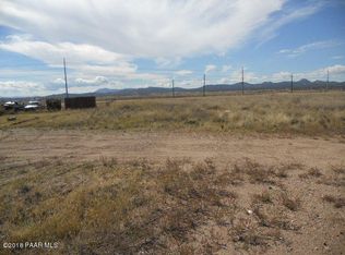 445 W Venice Way, Paulden, AZ 86334