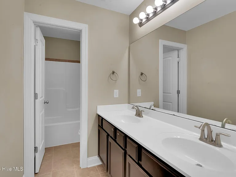 109 Rosegarten Ct — Photo 19