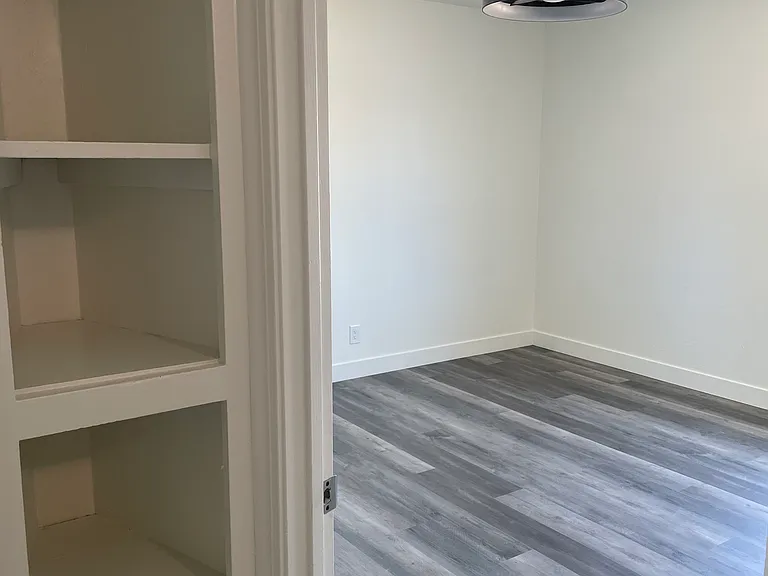 1322 Catalpa Way — Photo 10