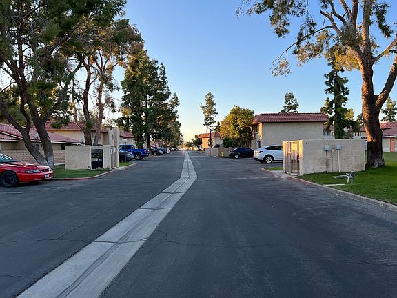 4th image of 82567 Avenue 48 APT 110