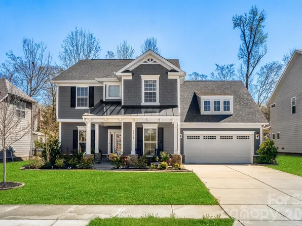 1318 Poppy Way, Matthews, NC 28104
