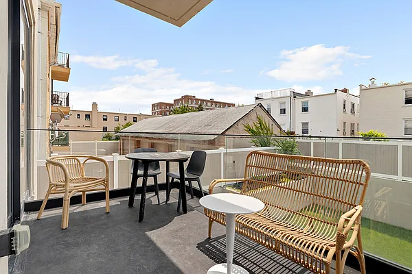 Sold by Compass | media 19