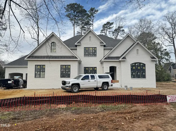 6805 Greystone Dr, Raleigh, NC 27615