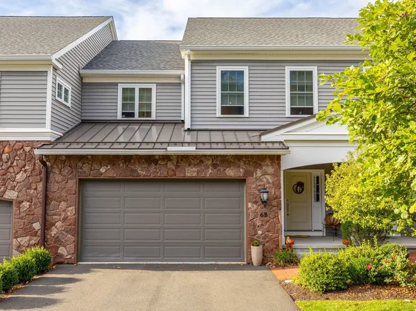 6 Mill Pond Lane #B, Simsbury, CT 06070