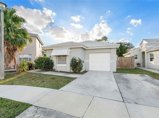 6762 Fern Pl, Margate, FL 33063