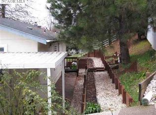 13881 Golden Star Rd, Grass Valley, CA 95949