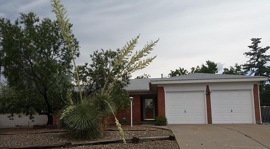 1st image of 11517 Bar Harbor Pl NE