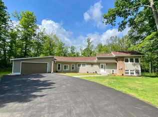 7315 Drake Rd, Cincinnati, OH 45243