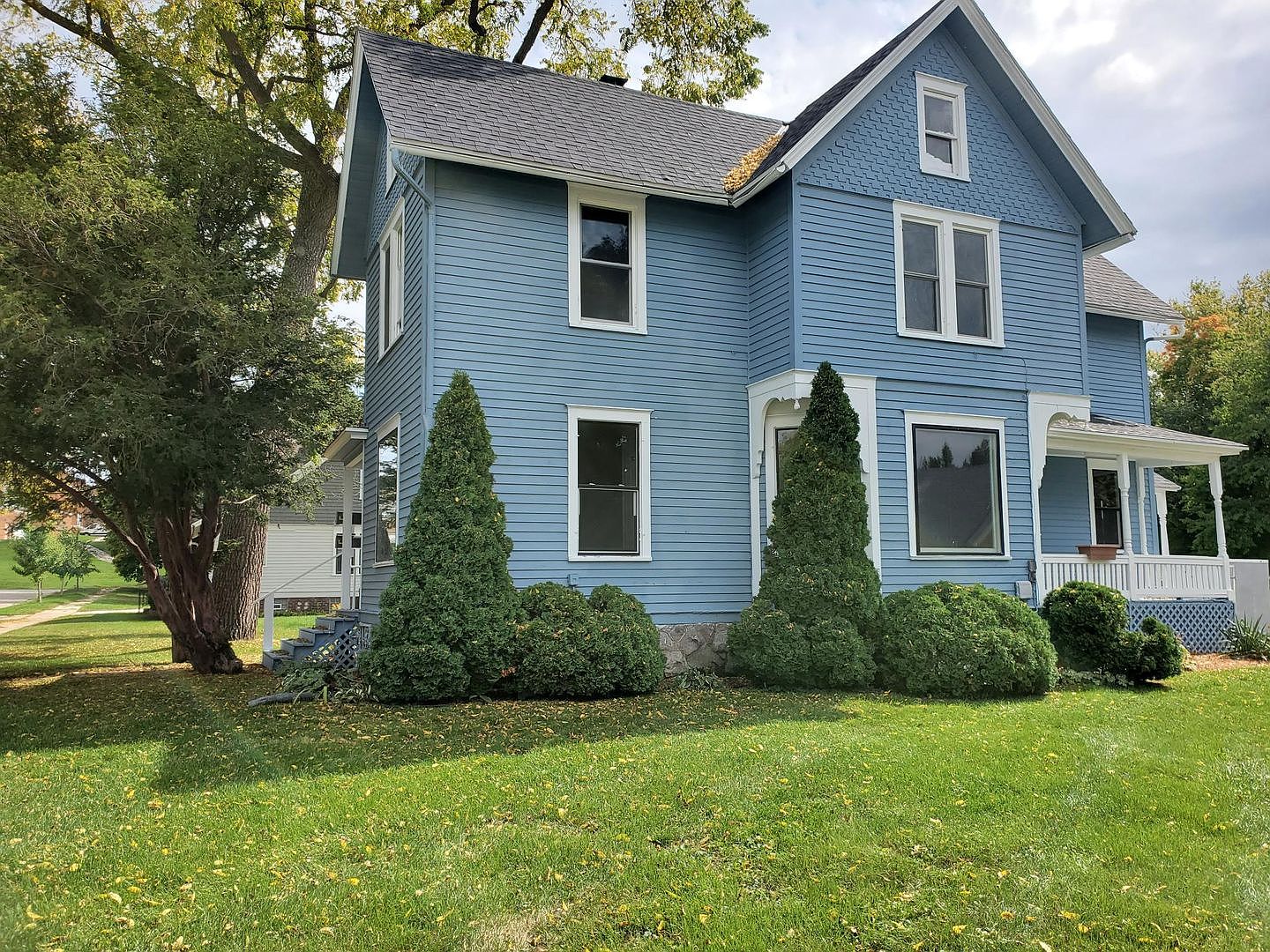 509 E Jefferson St UNIT A, Oconomowoc, WI 53066 Zillow