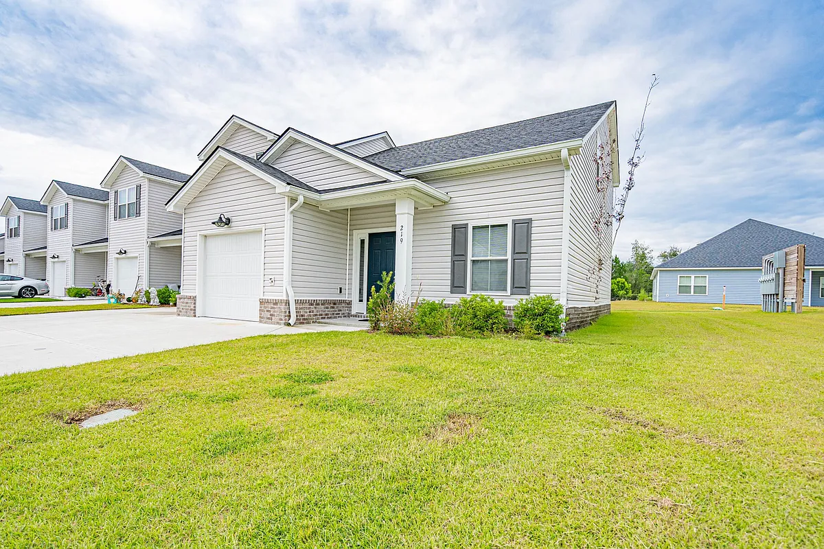 Building Photo - 219 Haisley Run
