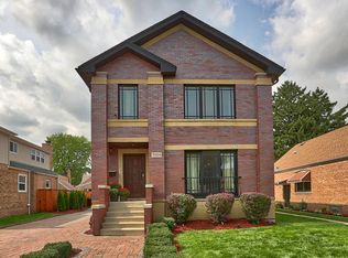 7154 N Moody Ave, Chicago, IL 60646